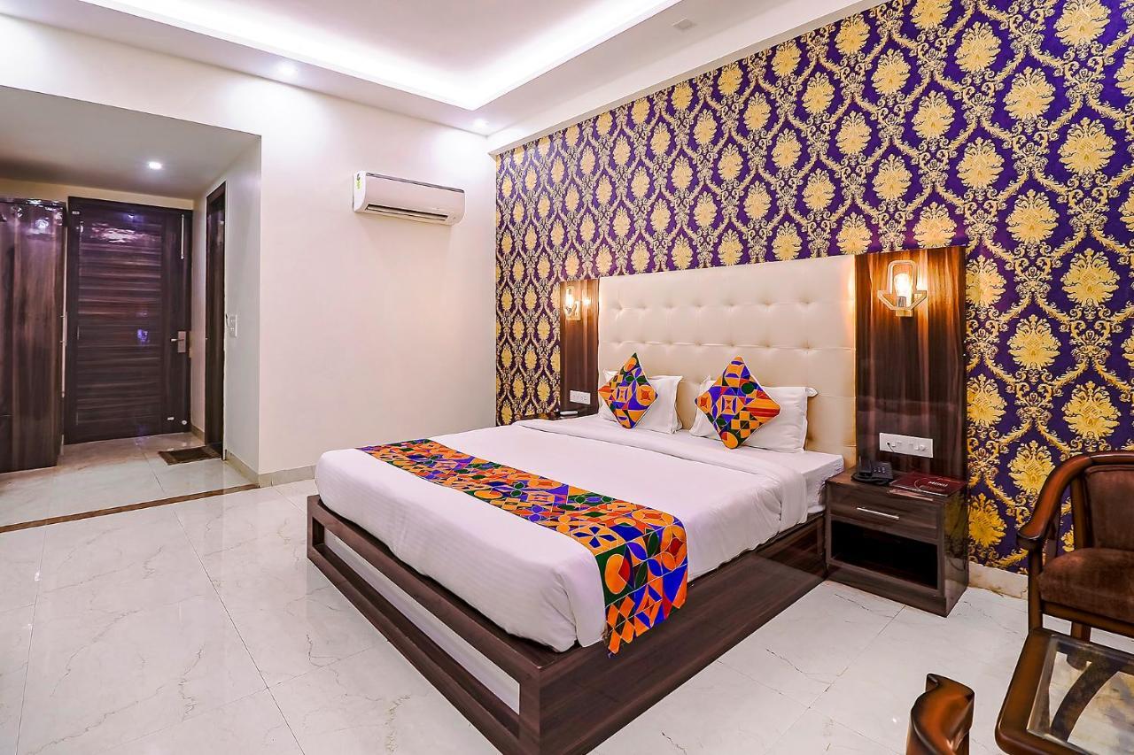 Fabhotel Swess Grand อัครา ภายนอก รูปภาพ